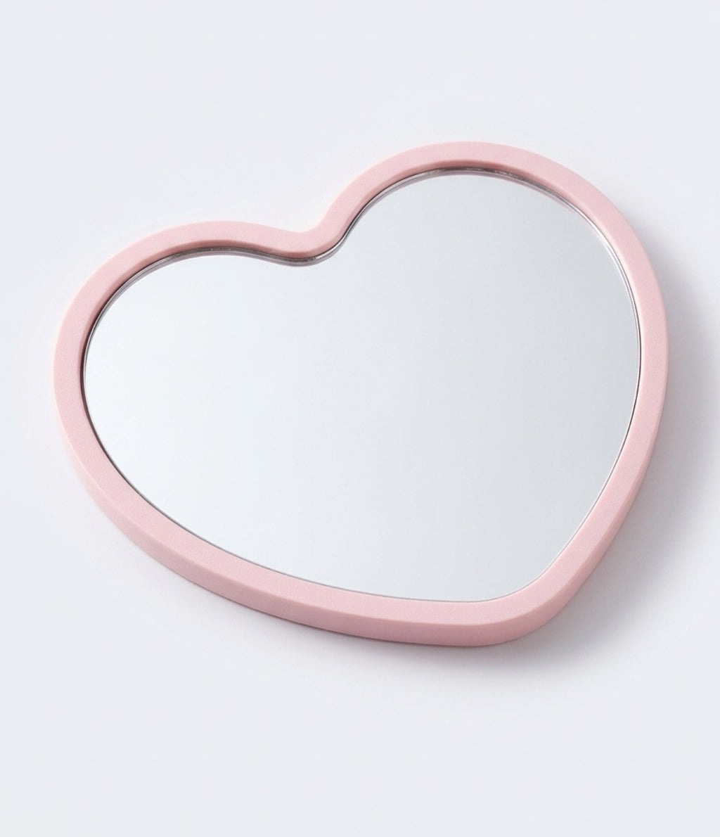 Mini mirror to bedazzle