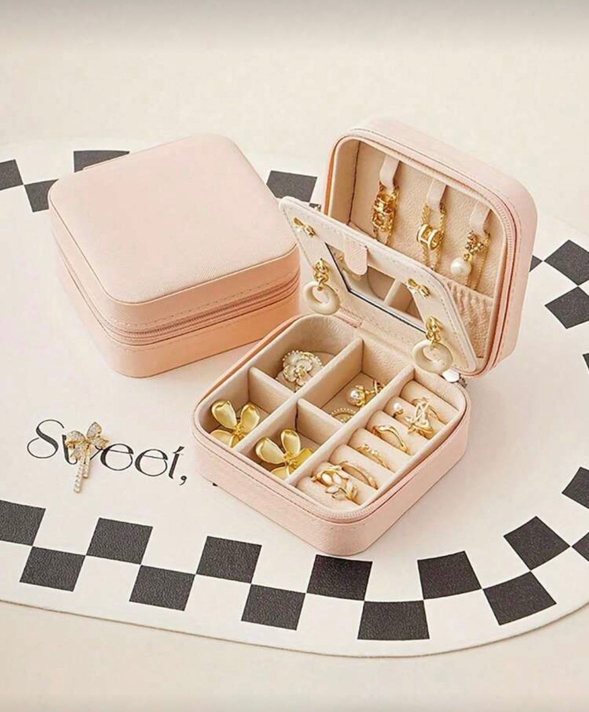 Small jewelry box